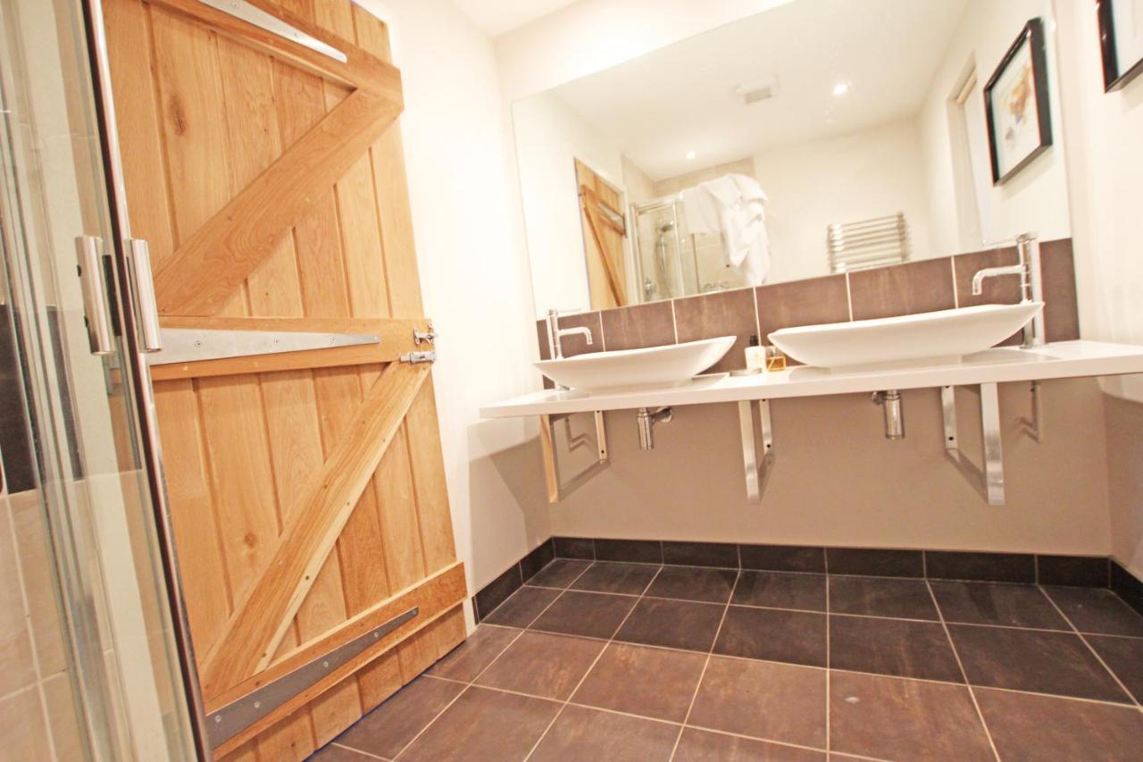 Surrounded By Woodland And Vineyards. Holiday home *